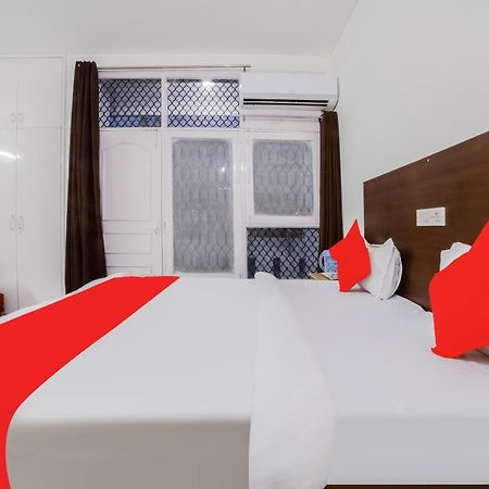 Hotel O Green Villa New Delhi Exterior photo