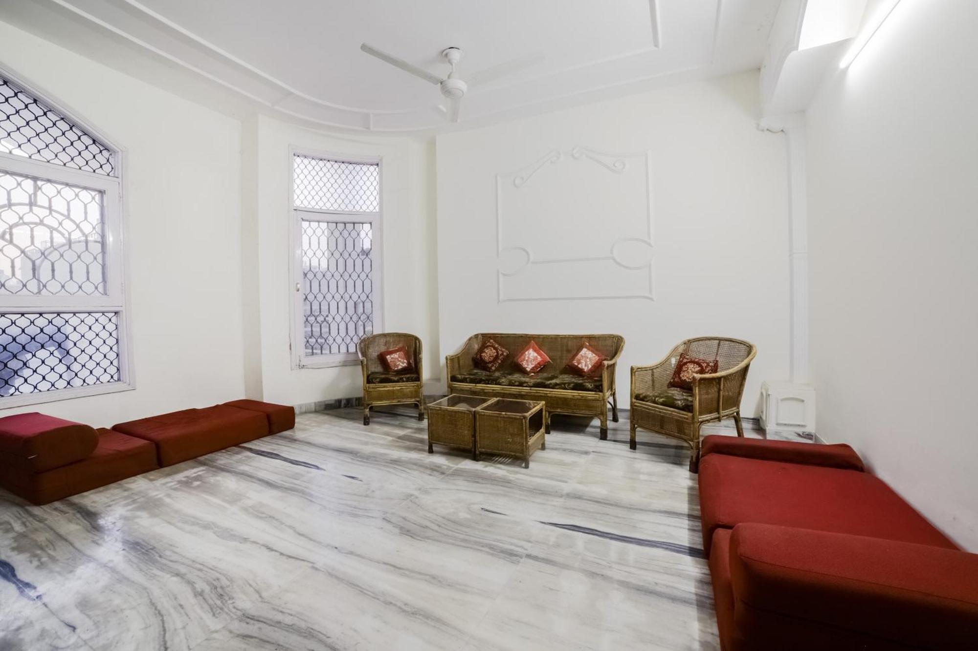 Hotel O Green Villa New Delhi Exterior photo
